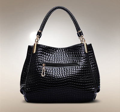 Isabella™ Enduring Elegance | Stylish Croc-Pattern Handbag