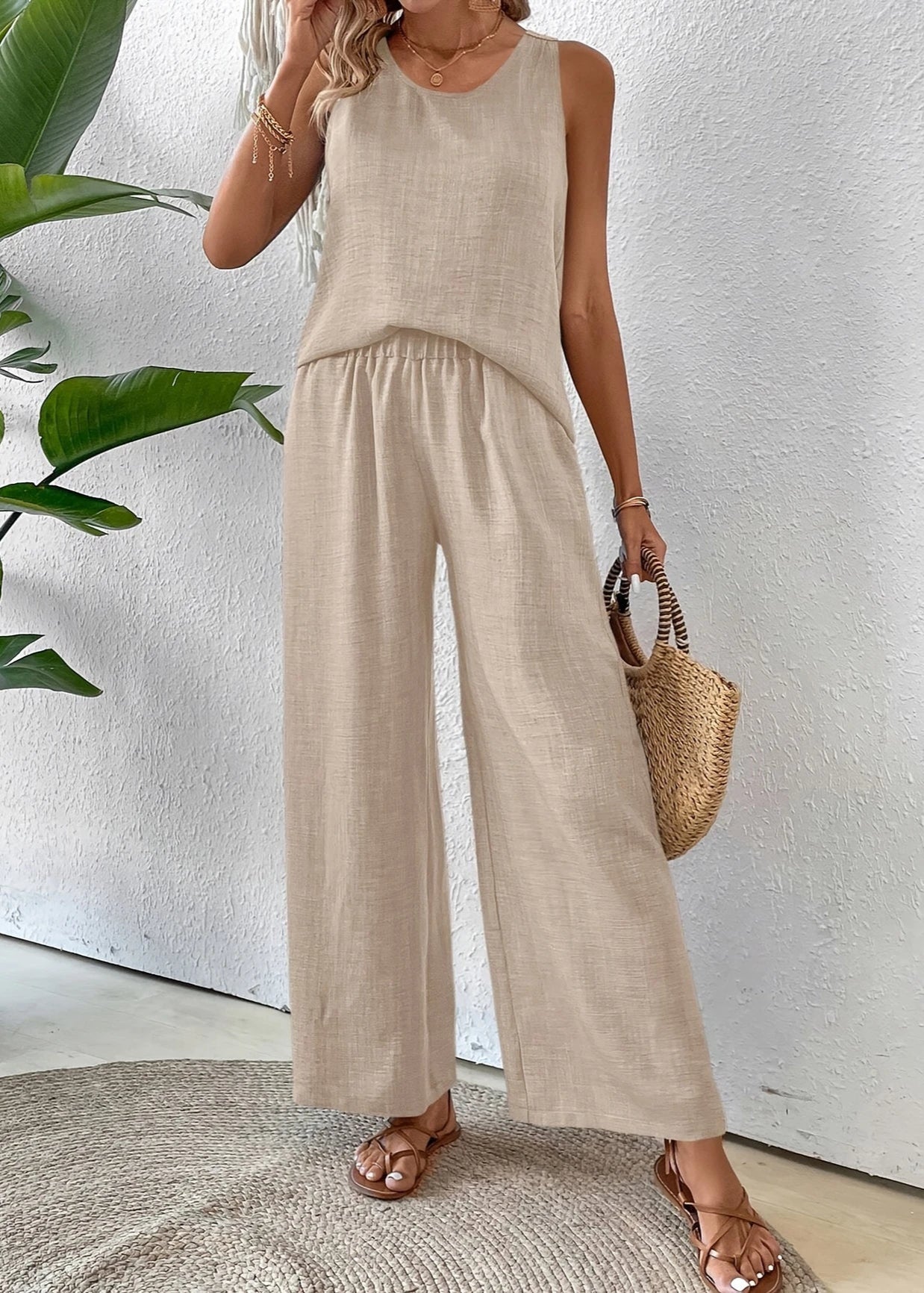 Avery™ - Stylish Sleeveless Tank Top & Pants Set