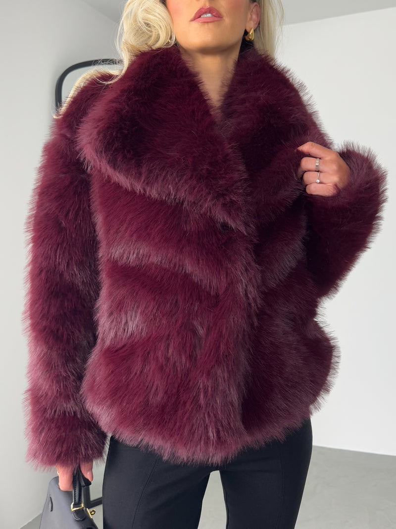 Grace™ - Elegant Fur Coat