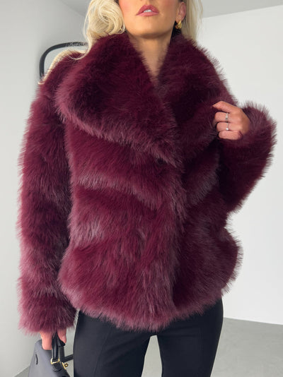 Grace™ - Elegant Fur Coat