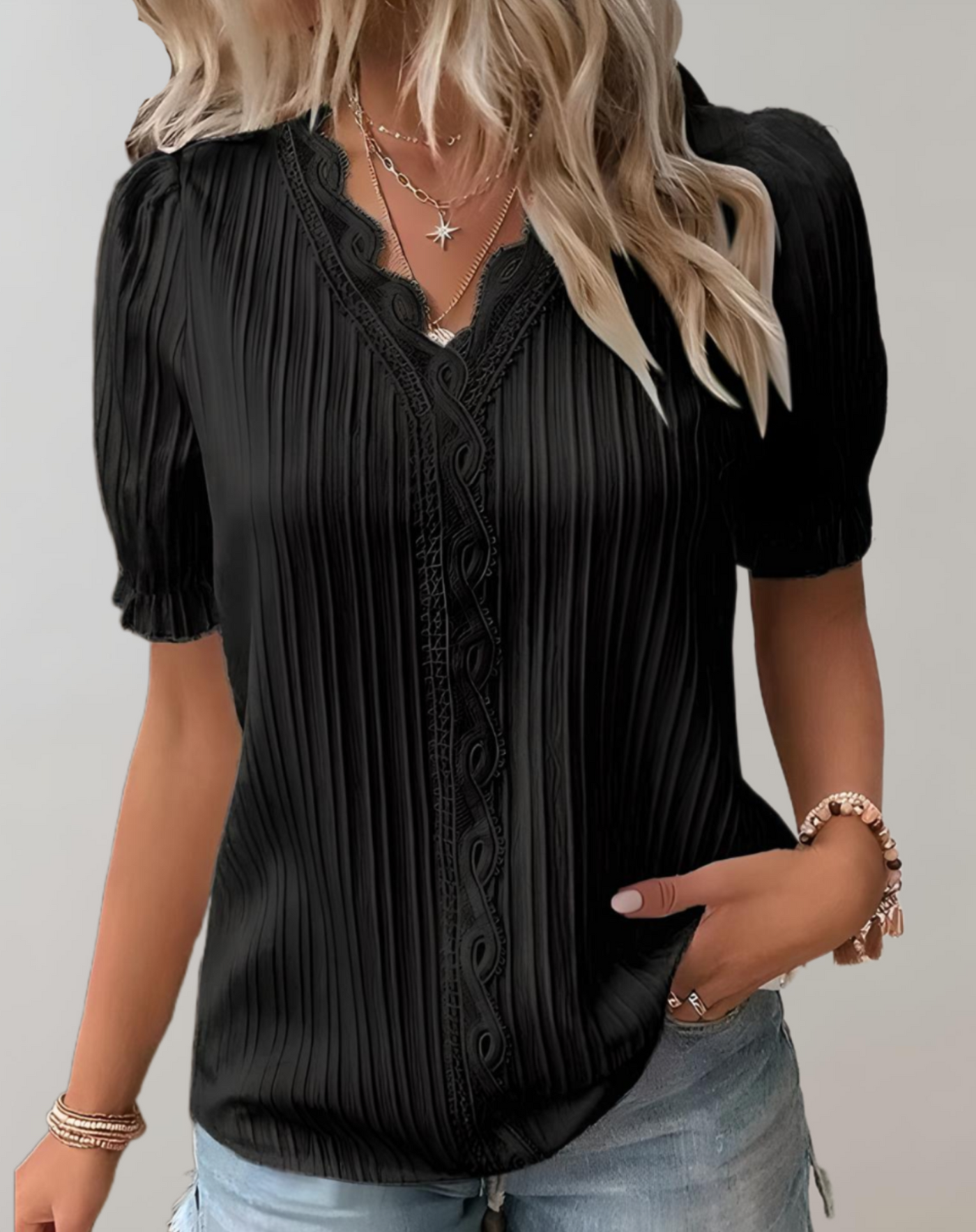 Victoria™ - Loose-Fitting Top with Patchwork