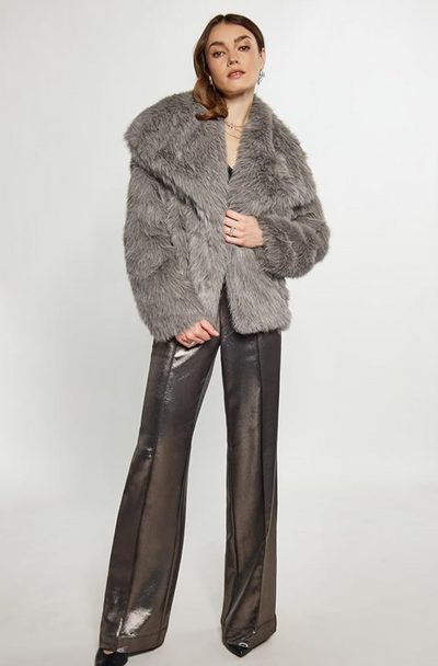 Grace™ - Elegant Fur Coat