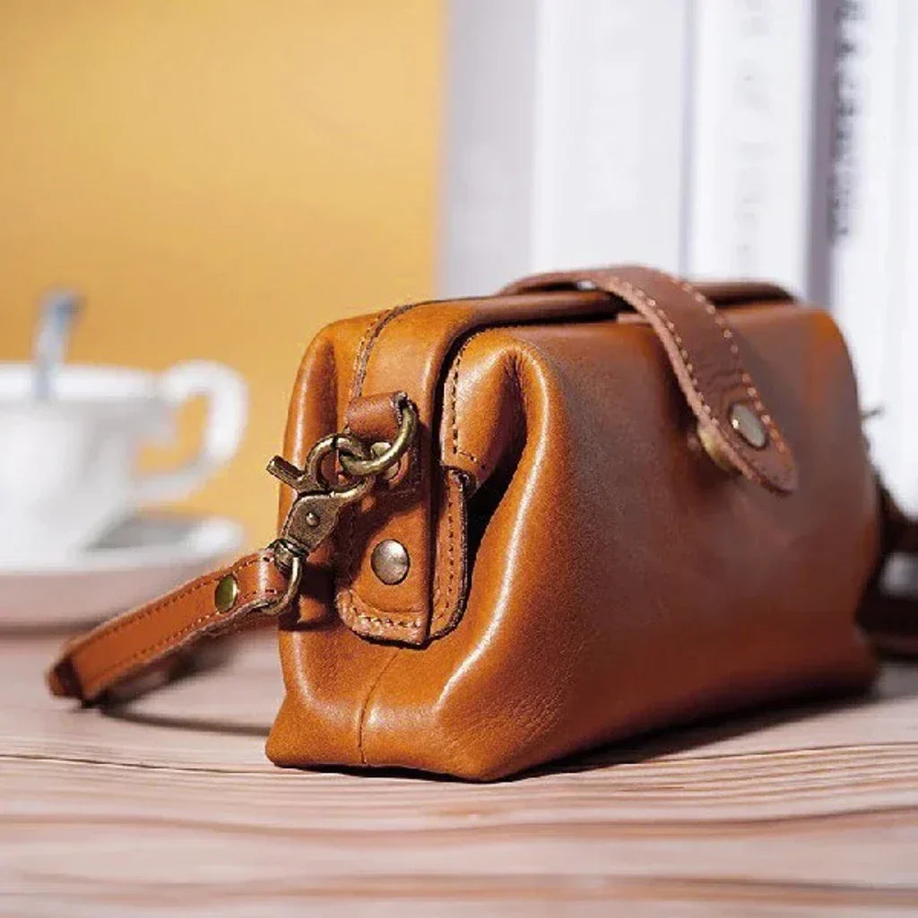 Alyssa™ Timeless Charm | Unique Handbag